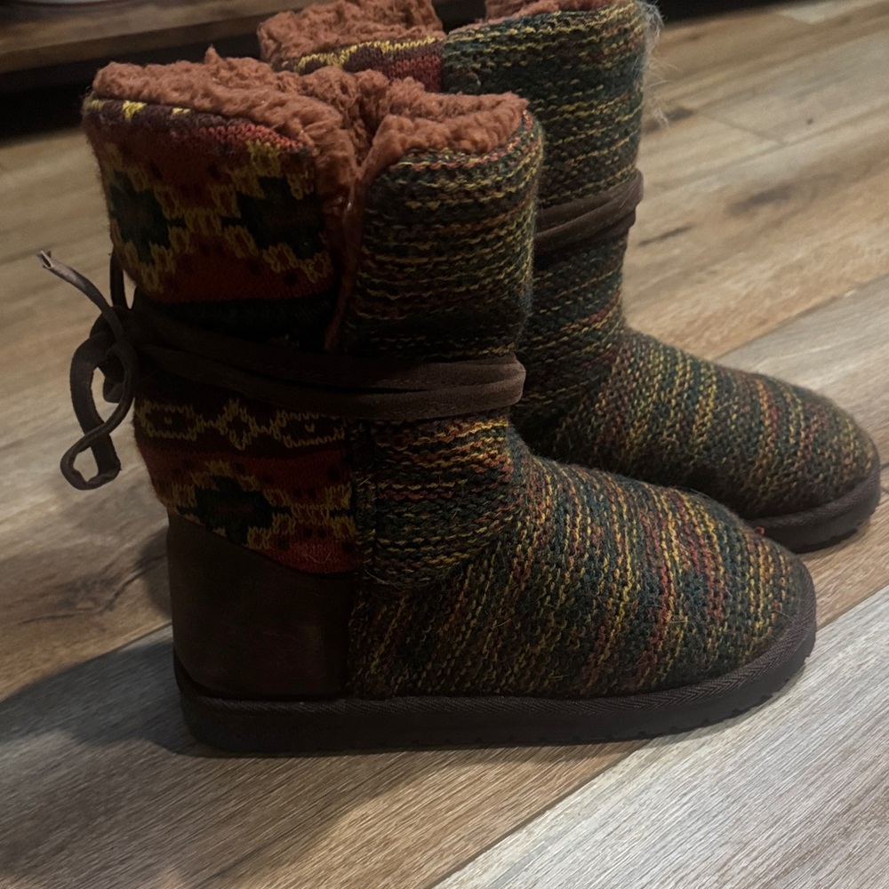 Muk Luks Multicolor Knit Boots